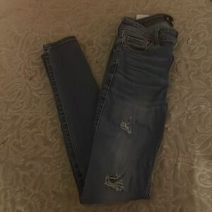 Mid rise super skinny